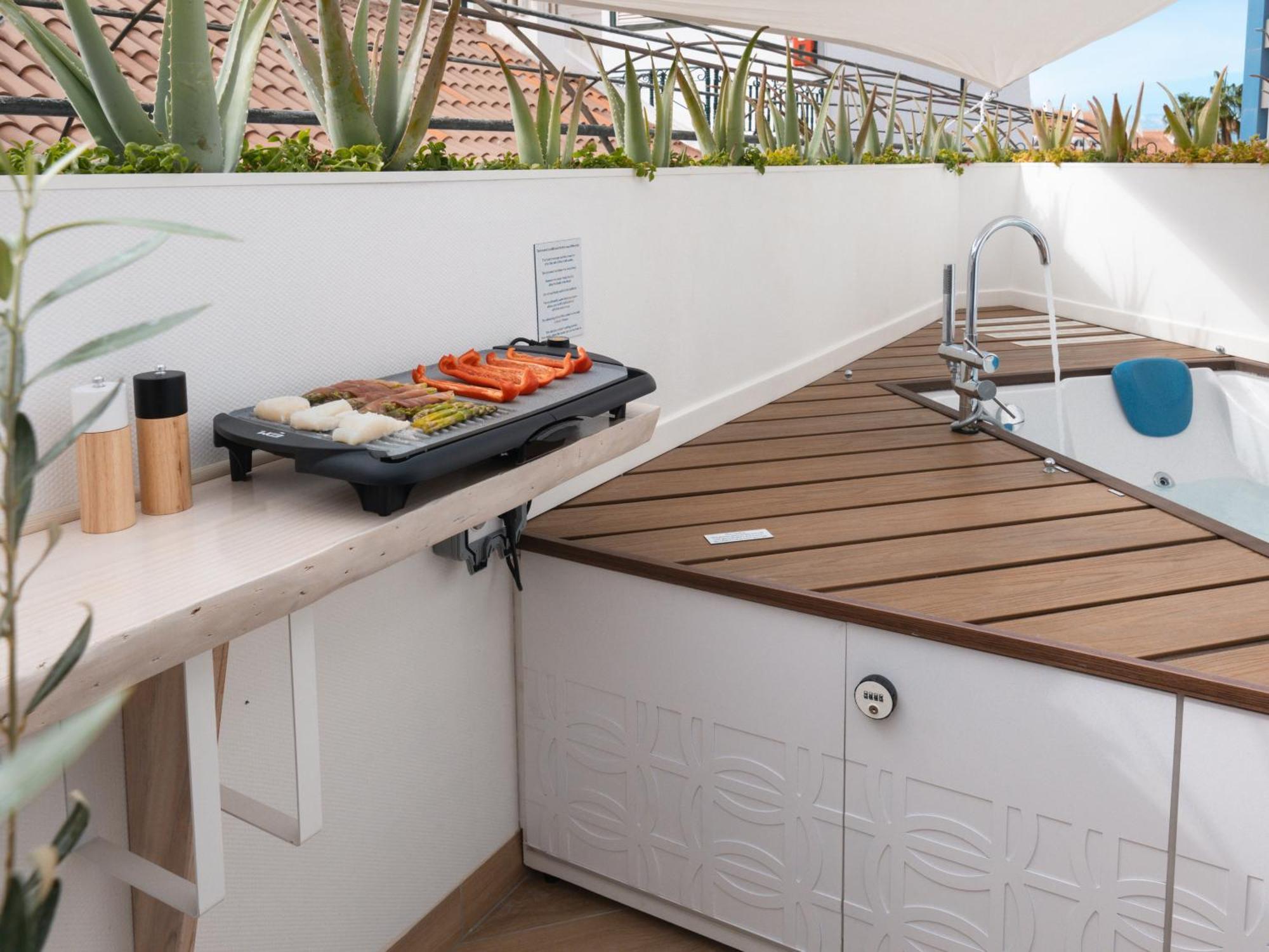 Wow Apartment With Private Jacuzzi And 2 Terraces In Los Christianos Los Cristianos  Buitenkant foto